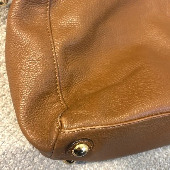 Michael Kors Pebbled Leather Brown Gold Tone Hardware - Picture 10 of 14